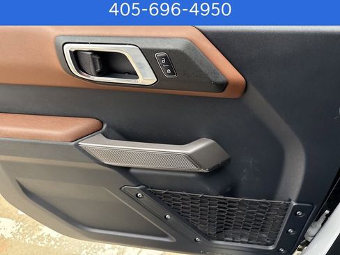 Used 2023 Ford Bronco Outer Banks w/ Sasquatch Package image 14