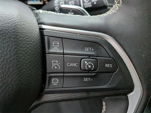 Certified 2024 Jeep Grand Cherokee L Laredo image 19