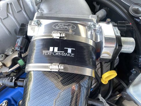 Used 2014 Ford Mustang Shelby GT500 w/ Equipment Group 821A image 9