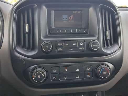 Used 2015 Chevrolet Colorado W/T image 18