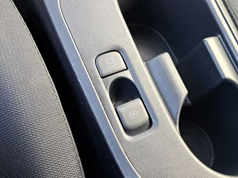 Used 2023 Toyota Corolla LE image 29