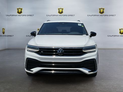 Used 2023 Volkswagen Tiguan SE R-Line FWD image 2