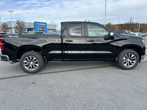 New 2026 Chevrolet Silverado 1500 LT image 8