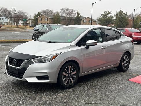 Used 2021 Nissan Versa SV image 8