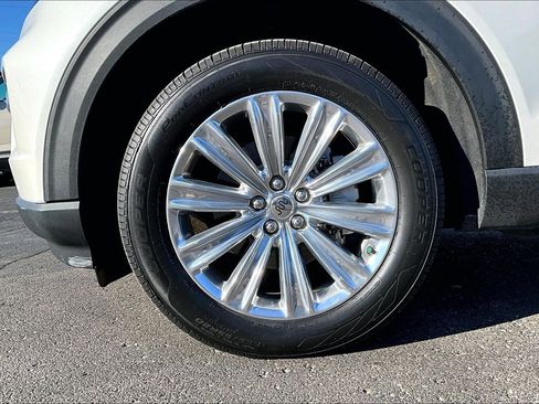 Used 2022 Ford Explorer King Ranch w/ Premium Technology Package image 8