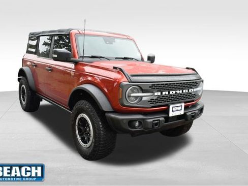 Used 2022 Ford Bronco Badlands image 1
