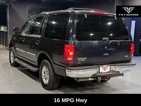 Used 2002 Ford Expedition XLT AWD/4WD image 3
