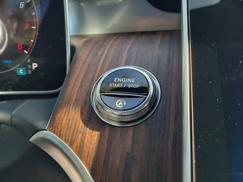Certified 2026 Mercedes-Benz GLC 300 image 25