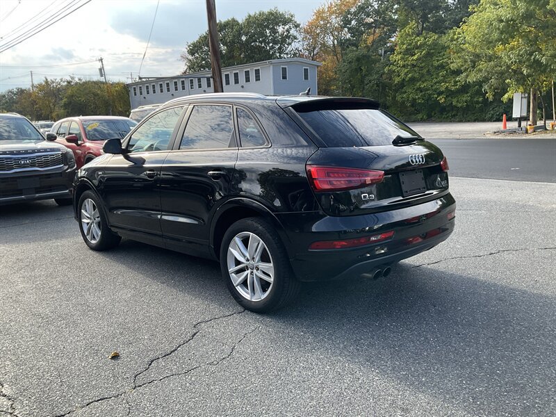 Used 2018 Audi Q3 2.0T Premium AWD/4WD image 7