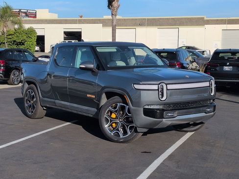 Used 2023 Rivian R1T Adventure image 2