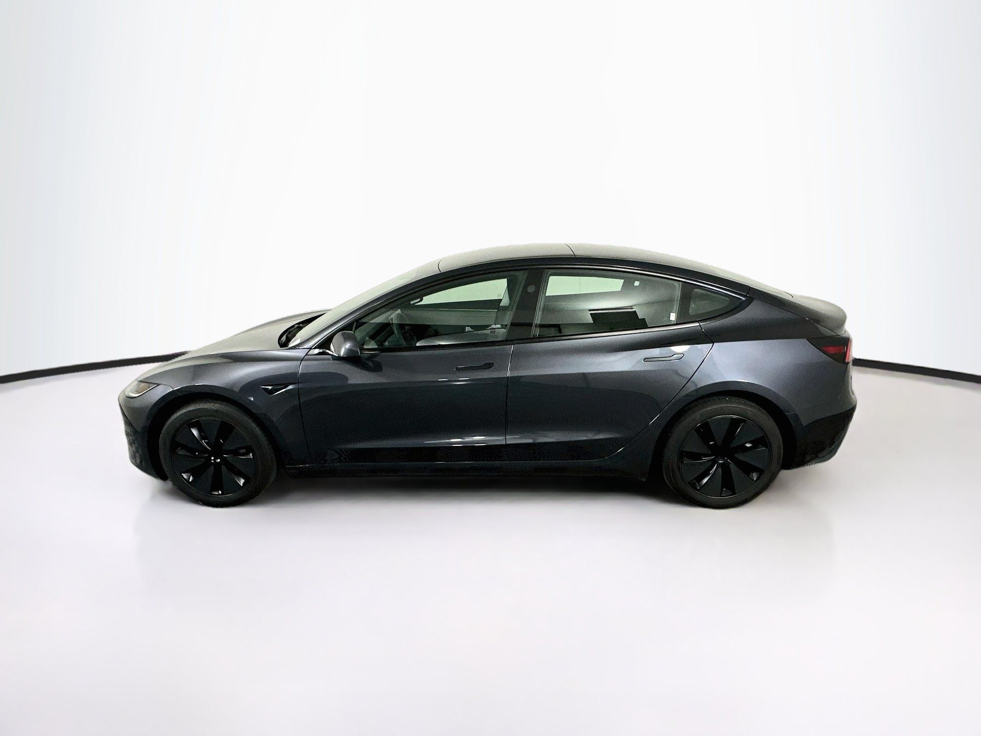 Used 2025 Tesla Model 3 Long Range RWD image 4