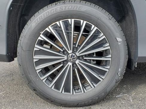 New 2026 Volkswagen Tiguan S AWD/4WD image 12