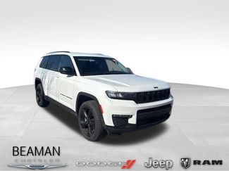 Used 2023 Jeep Grand Cherokee L Limited w/ Black Appearance Package 360° Tour