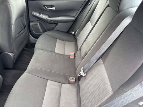 Used 2022 Nissan Sentra SV FWD image 30