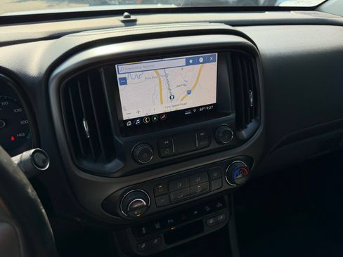 Used 2022 GMC Canyon AT4 w/ Driver Alert Package AWD/4WD image 26