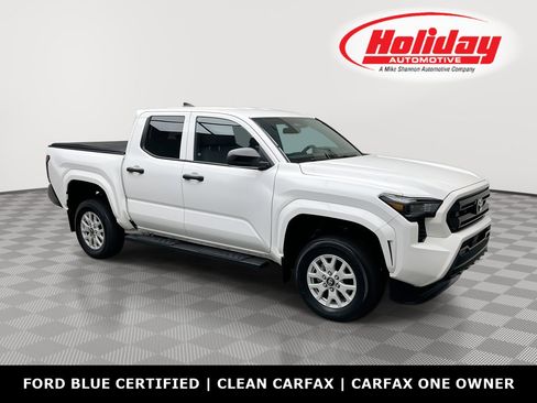 Used 2024 Toyota Tacoma SR RWD image 1