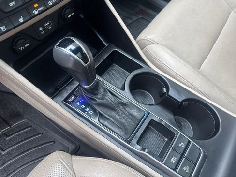 Used 2016 Hyundai Tucson Limited w/ Option Group 03 image 25