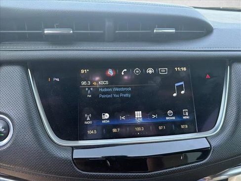 Used 2017 Cadillac XT5 FWD image 13