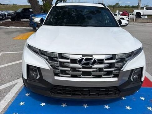 Used 2022 Hyundai Santa Cruz SEL Premium AWD/4WD image 2