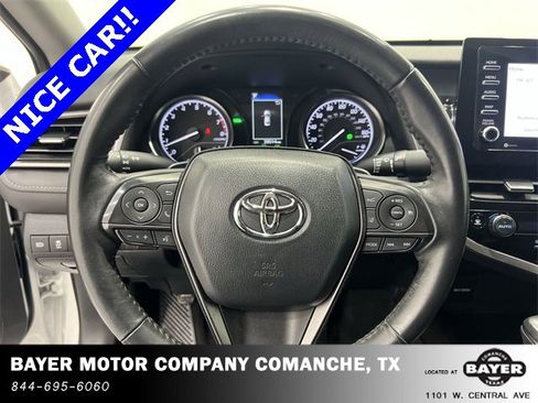 Used 2024 Toyota Camry SE image 10