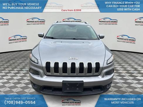 Used 2015 Jeep Cherokee Latitude w/ Comfort/Convenience Group AWD/4WD image 2