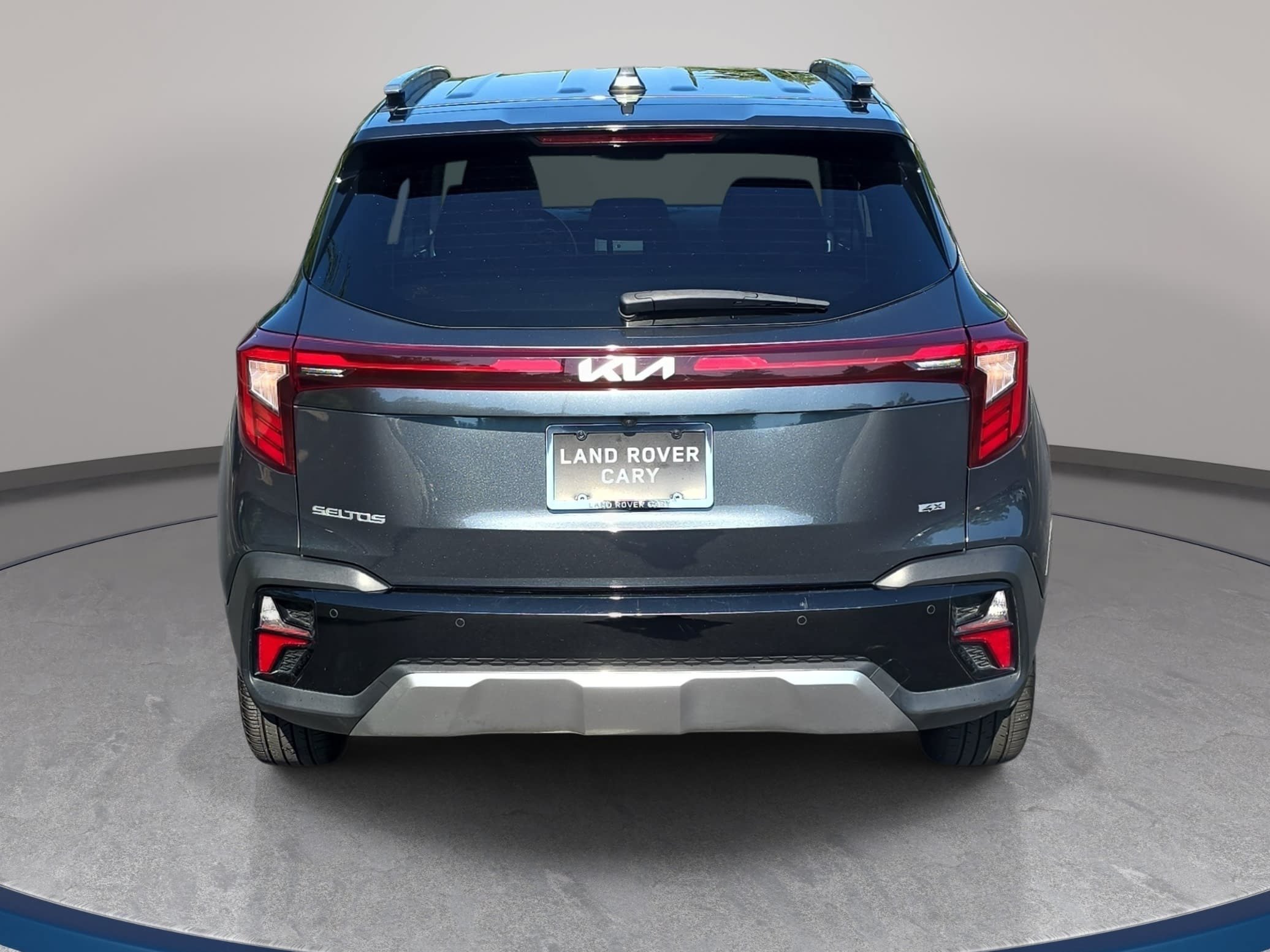 Used 2025 Kia Seltos EX w/ EX Sunroof Package AWD/4WD image 6