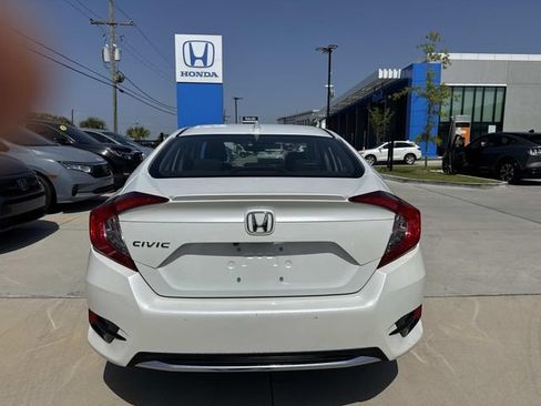 Used 2019 Honda Civic EX image 6
