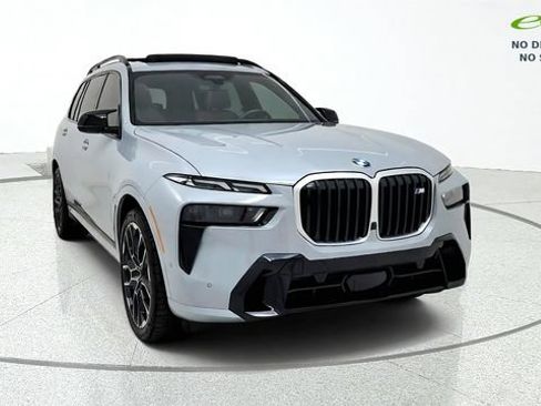 Used 2026 BMW X7 M60i AWD/4WD image 2