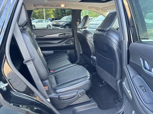 Used 2023 INFINITI QX60 Luxe w/ Vision Package AWD/4WD image 11