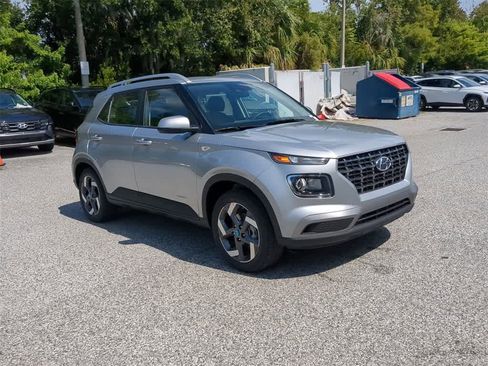 New 2026 Hyundai Venue SEL image 9