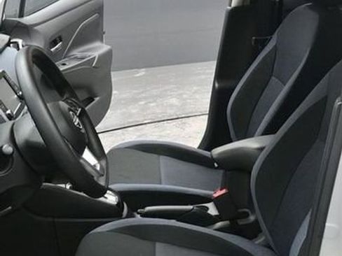 Used 2025 Nissan Versa SV w/ Trunk Package image 18