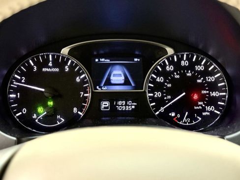 Used 2014 Nissan Altima 2.5 SV w/ Convenience Package FWD image 21