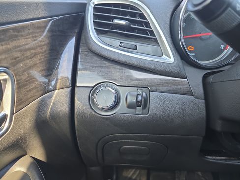 Used 2015 Buick Encore Convenience FWD image 22