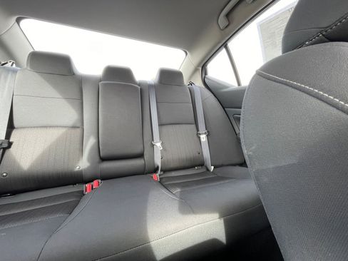 Used 2025 Nissan Altima 2.5 SV image 37