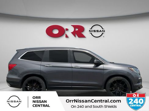 Used 2017 Honda Pilot Elite image 4