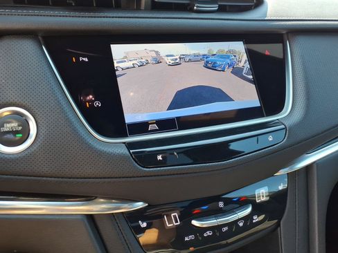 Certified 2023 Cadillac XT5 Premium Luxury AWD/4WD image 27