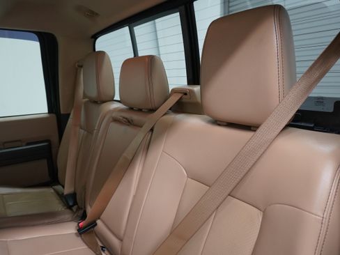Used 2013 Ford F250 Lariat w/ Lariat Ultimate Pkg AWD/4WD image 14