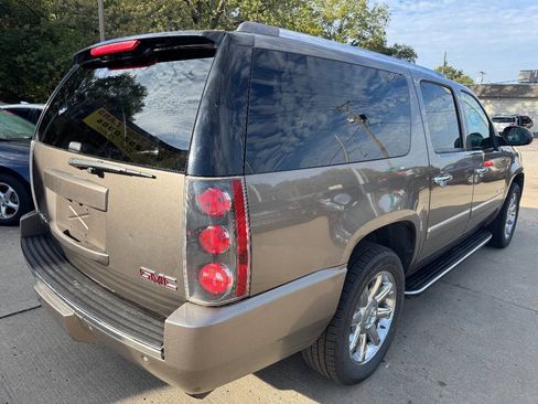 Used 2013 GMC Yukon XL Denali image 7