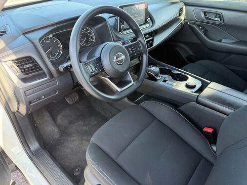 Used 2024 Nissan Rogue S AWD/4WD image 14