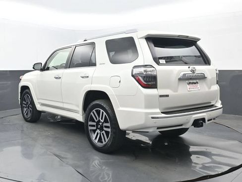 Used 2021 Toyota 4Runner Limited AWD/4WD image 3