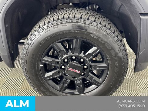 Used 2025 GMC Sierra 2500 AT4 w/ AT4 Premium Plus Package AWD/4WD image 16