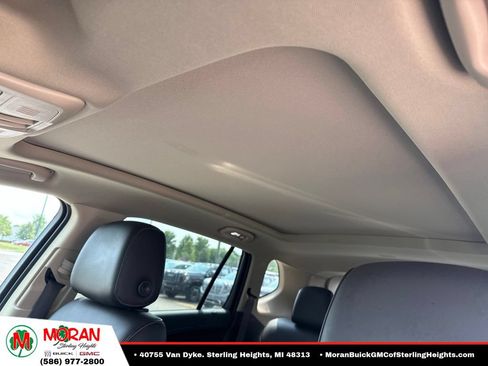 Certified 2018 Buick Envision Essence FWD image 8