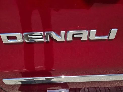 Used 2018 GMC Sierra 1500 Denali AWD/4WD image 4