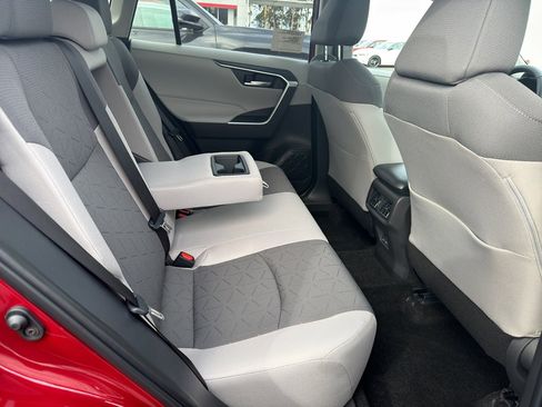 New 2025 Toyota RAV4 XLE w/ Convenience Package image 20