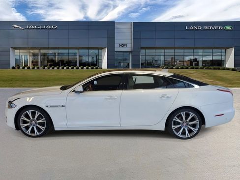 Certified 2019 Jaguar XJ L Portfolio AWD/4WD image 4
