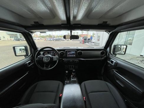 Used 2022 Jeep Wrangler Sport S image 17