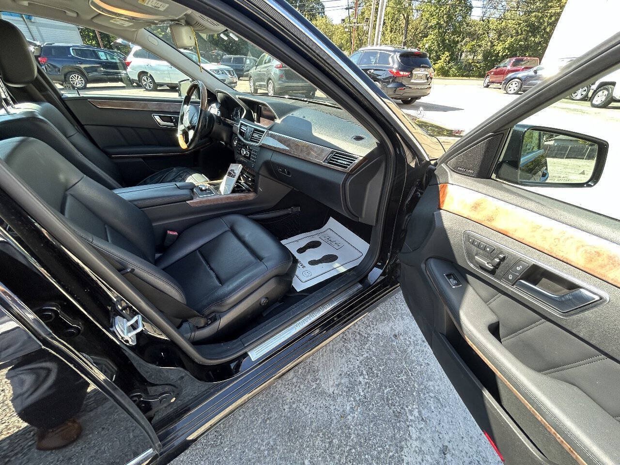 Used 2013 Mercedes-Benz E 350 Sedan image 9