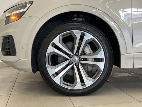 Used 2020 Audi Q8 Premium Plus AWD/4WD image 11
