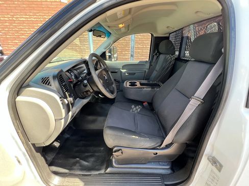 Used 2013 Chevrolet Silverado 3500 W/T RWD image 14