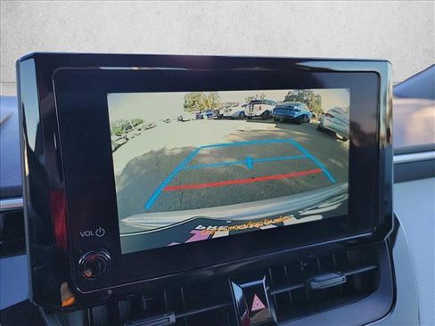 Used 2023 Toyota Corolla SE image 22